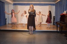 Юные артисты в Баку отметили День национального театра (ФОТО)