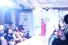 В Баку открылась грандиозная Неделя моды "Fashion Night 2015" (ФОТО)