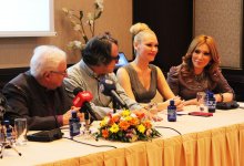 В Баку открылась грандиозная Неделя моды "Fashion Night 2015" (ФОТО)