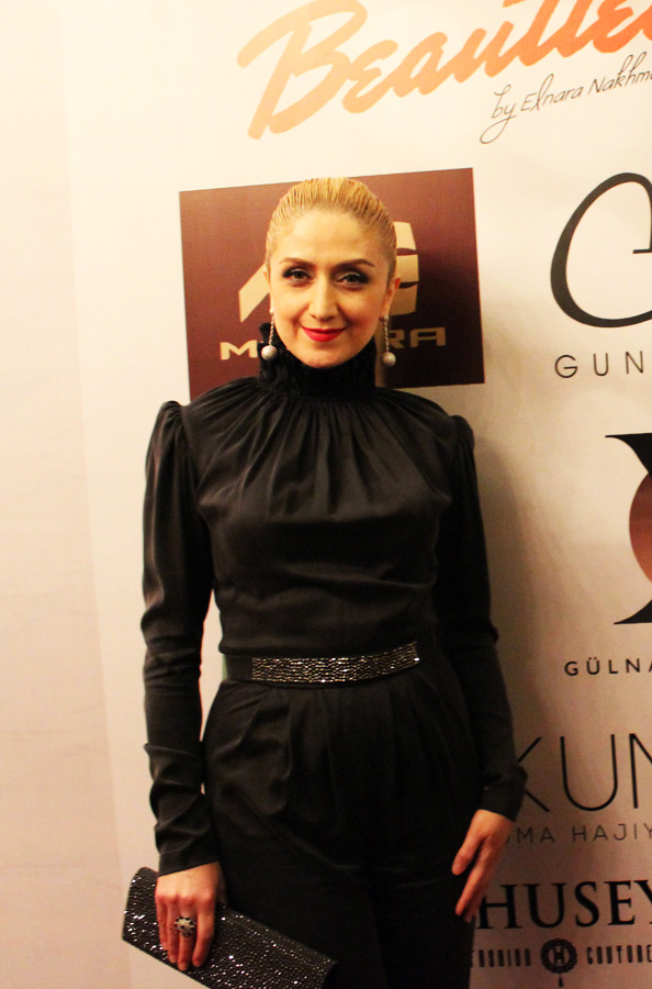 В Баку открылась грандиозная Неделя моды "Fashion Night 2015" (ФОТО)