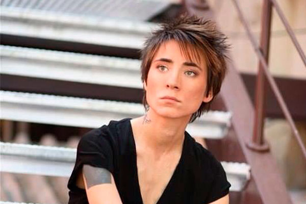 У популярной певицы Земфиры умерла мама