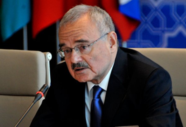 Артур Расизаде: В Азербайджане уровень бедности снизился до 5,4%