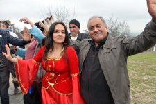"Танцевальный вторник" в Азербайджане - первый международный фестиваль фольклора (ФОТО)