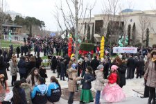 Красочный Новруз объединил тюркоязычные народы в Баку (ФОТО)