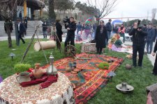 Красочный Новруз объединил тюркоязычные народы в Баку (ФОТО)