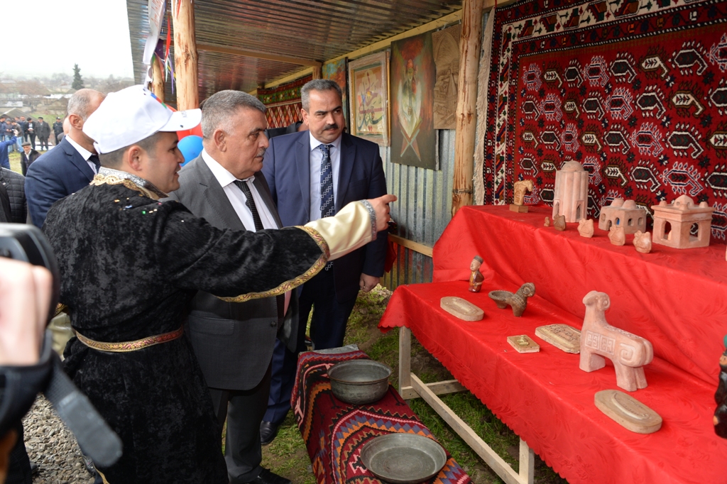 "Танцевальный вторник" в Азербайджане - первый международный фестиваль фольклора (ФОТО)