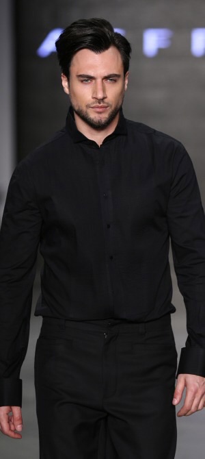 Рустам Джабраилов на Неделе моды в Стамбуле: показ коллекции азербайджанского дизайнера (ФОТО)