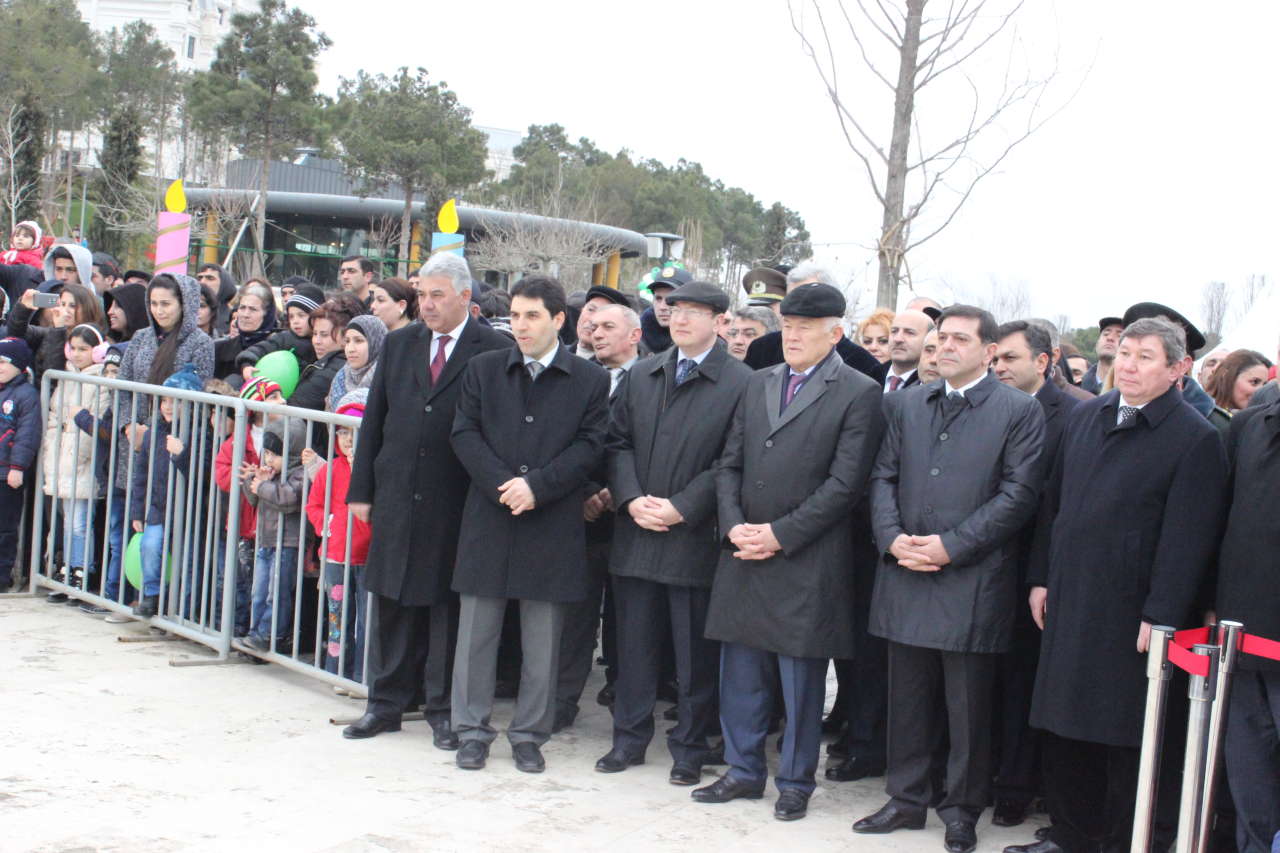 Красочный Новруз объединил тюркоязычные народы в Баку (ФОТО)