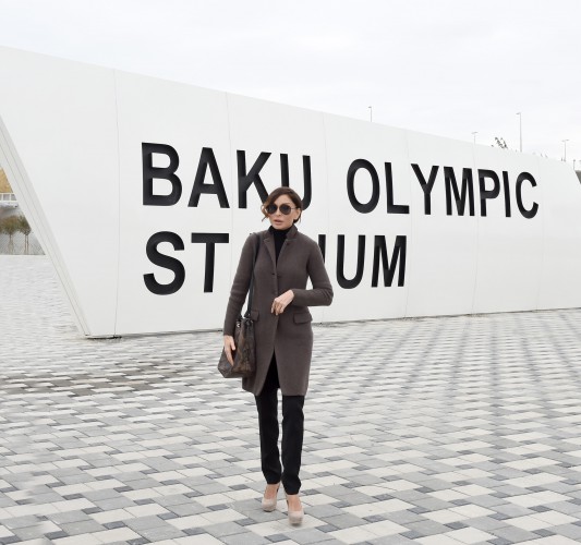 Президент Азербайджана и его супруга приняли участие в открытии Бакинского Олимпийского стадиона (ФОТО)