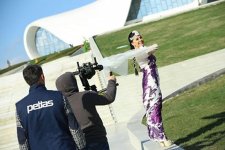 О красоте азербайджанских женщин - праздничный клип ашуг Самиры (ВИДЕО - ФОТО)