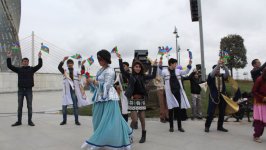 В Баку прошел танцевальный флешмоб людей с ограниченными возможностями (ФОТО)