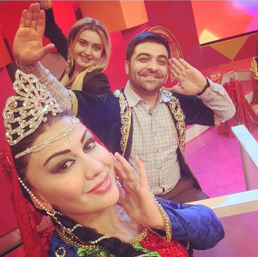 Азербайджанские звезды отмечают Новруз в национальных костюмах (ФОТО)