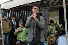 В Азербайджане прошел конкурс по битве на куриных яйцах (ФОТО)