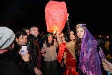 В Азербайджане прошел конкурс по битве на куриных яйцах (ФОТО)