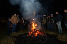 В Азербайджане прошел конкурс по битве на куриных яйцах (ФОТО)
