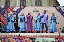 Культура народов России представлена на празднике Новруз в Баку (ФОТО)
