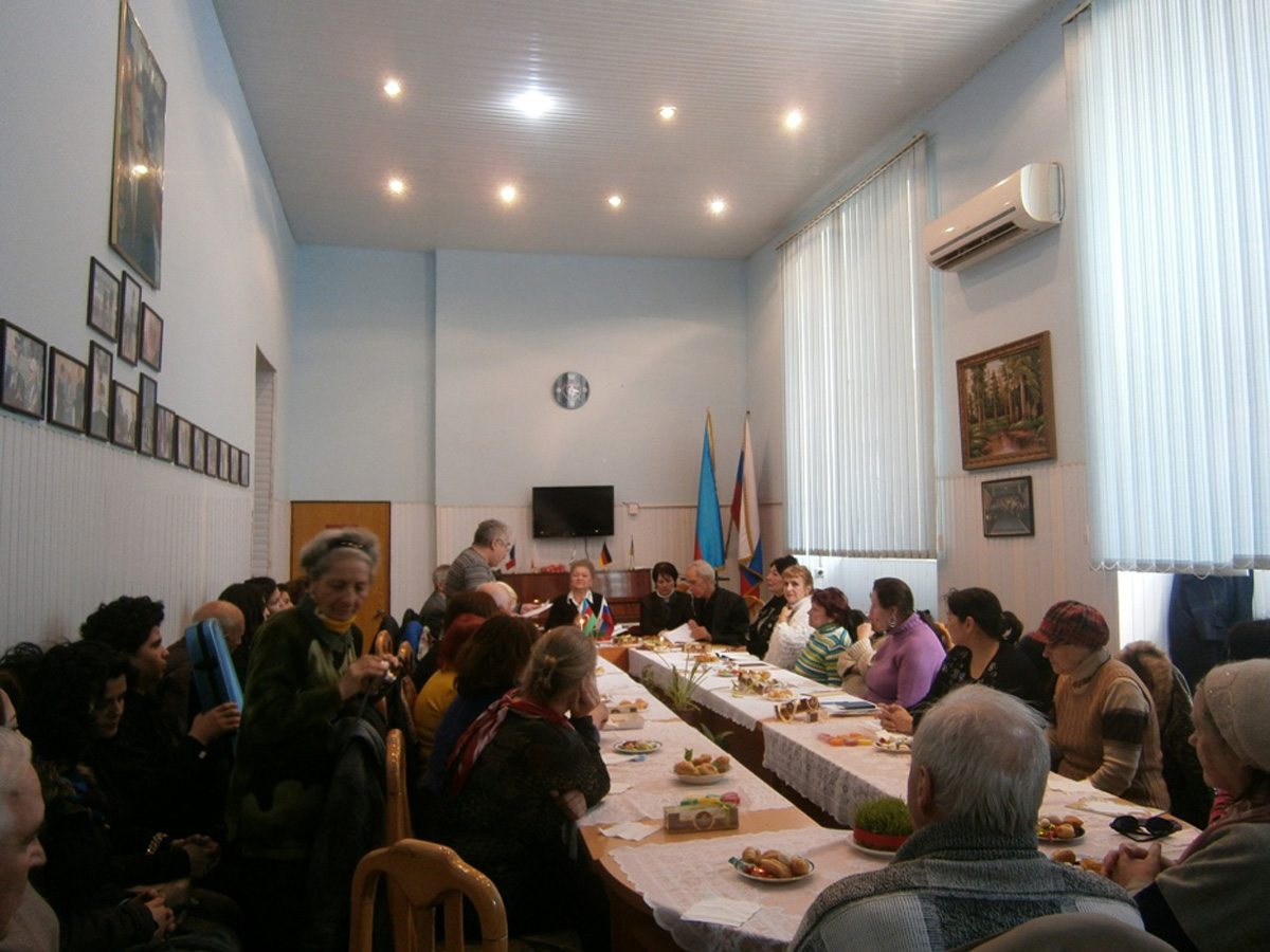 В Баку отметили Всемирный день поэзии (ФОТО)