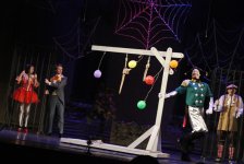 В Баку показали сказочную машину времени из Москвы (ФОТО)