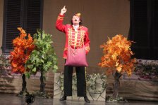 В Баку показали сказочную машину времени из Москвы (ФОТО)