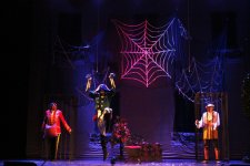 В Баку показали сказочную машину времени из Москвы (ФОТО)