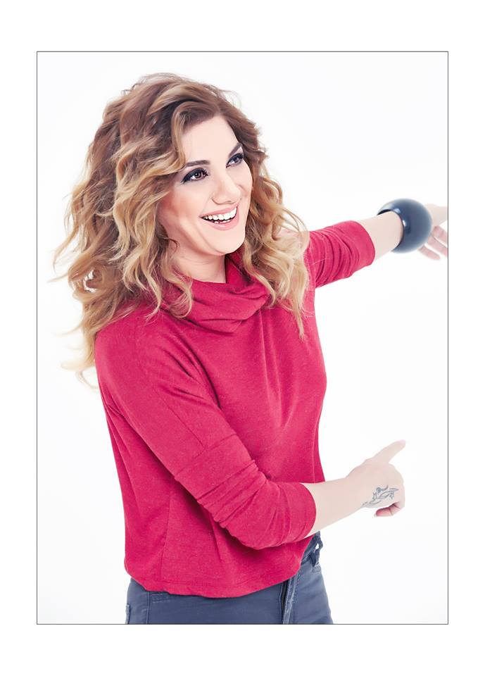 Телеведущая Айнур Гаджиева представила фотосессию "Мое настроение"  (ФОТО)