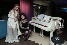 Пройдет время и будете вспоминать меня - Флора Керимова, "Буду ждать тебя" (ВИДЕО, ФОТО)