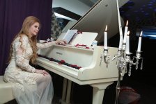 Пройдет время и будете вспоминать меня - Флора Керимова, "Буду ждать тебя" (ВИДЕО, ФОТО)