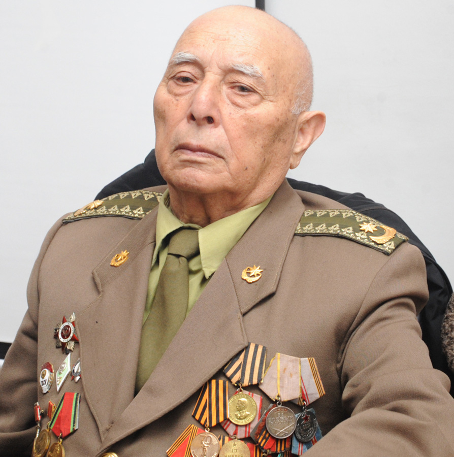 Арастун Мехтиев: Праздник Дня Победы наполнен особым смыслом для Азербайджана (ФОТО)