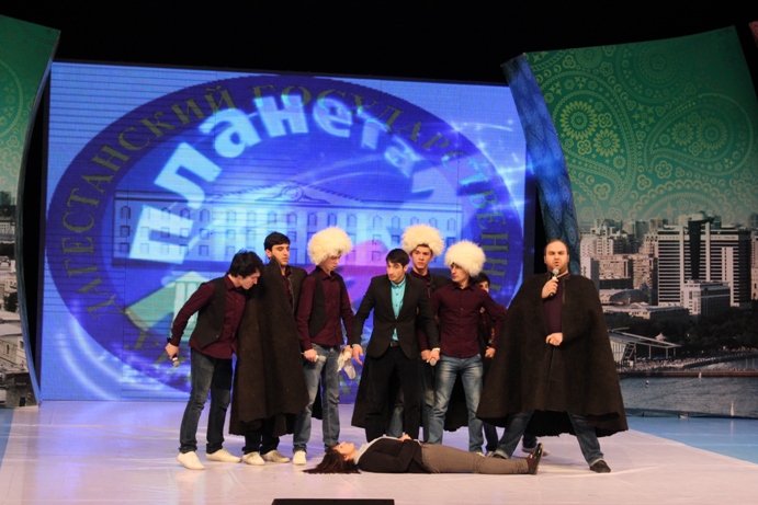 Девушки из Казахстана выиграли Азербайджанскую Лигу КВН (ФОТО)