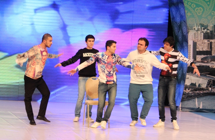 Девушки из Казахстана выиграли Азербайджанскую Лигу КВН (ФОТО)