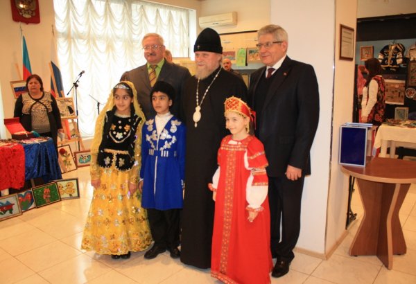 В Баку открылся Благотворительный пасхальный базар (ФОТО)