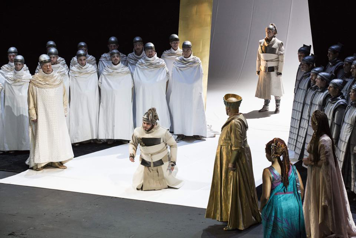 Азербайджанский певец дебютировал на сцене Ла Скала: "Это волшебный сон!" (ФОТО, ВИДЕО)