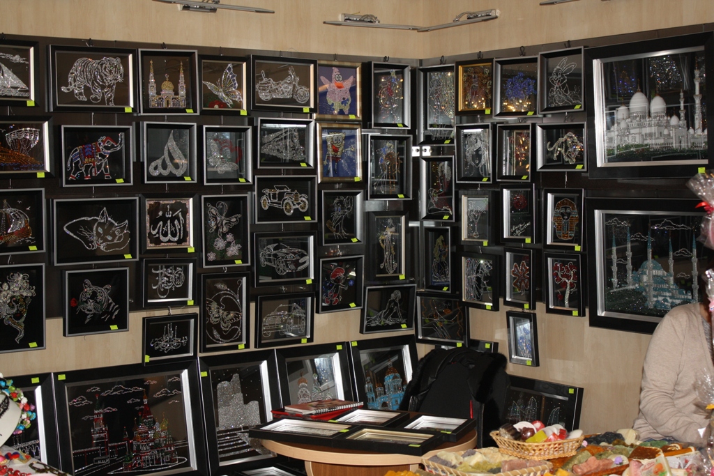 В Баку открылся Благотворительный пасхальный базар (ФОТО)