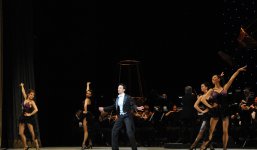 Творческая сцена ÜNS подарила бакинцам волшебный вечер оперетты (ФОТО)