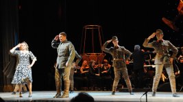 Творческая сцена ÜNS подарила бакинцам волшебный вечер оперетты (ФОТО)