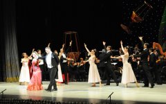 Творческая сцена ÜNS подарила бакинцам волшебный вечер оперетты (ФОТО)