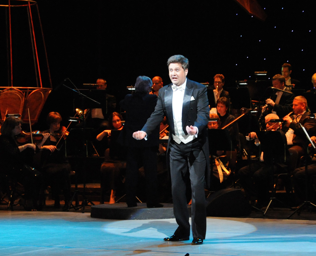 Творческая сцена ÜNS подарила бакинцам волшебный вечер оперетты (ФОТО)