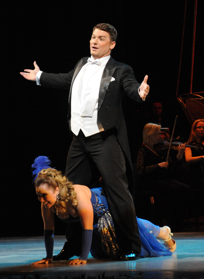 Творческая сцена ÜNS подарила бакинцам волшебный вечер оперетты (ФОТО)