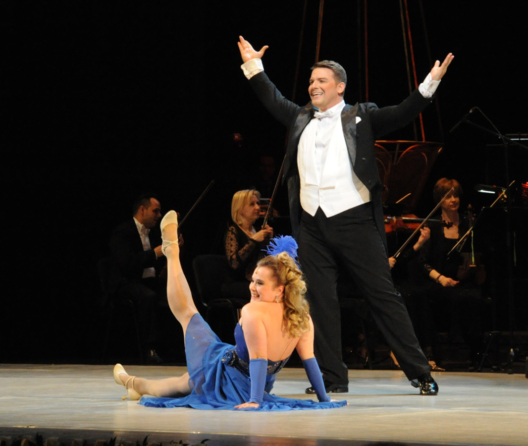 Творческая сцена ÜNS подарила бакинцам волшебный вечер оперетты (ФОТО)