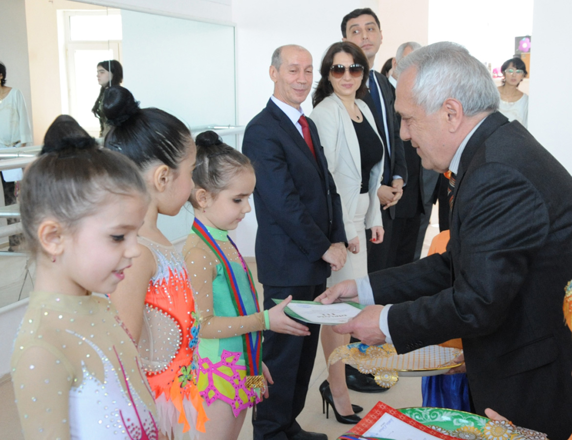 В Баку прошел первый открытый кубок "Təhsil" по художественной гимнастике (ФОТО)