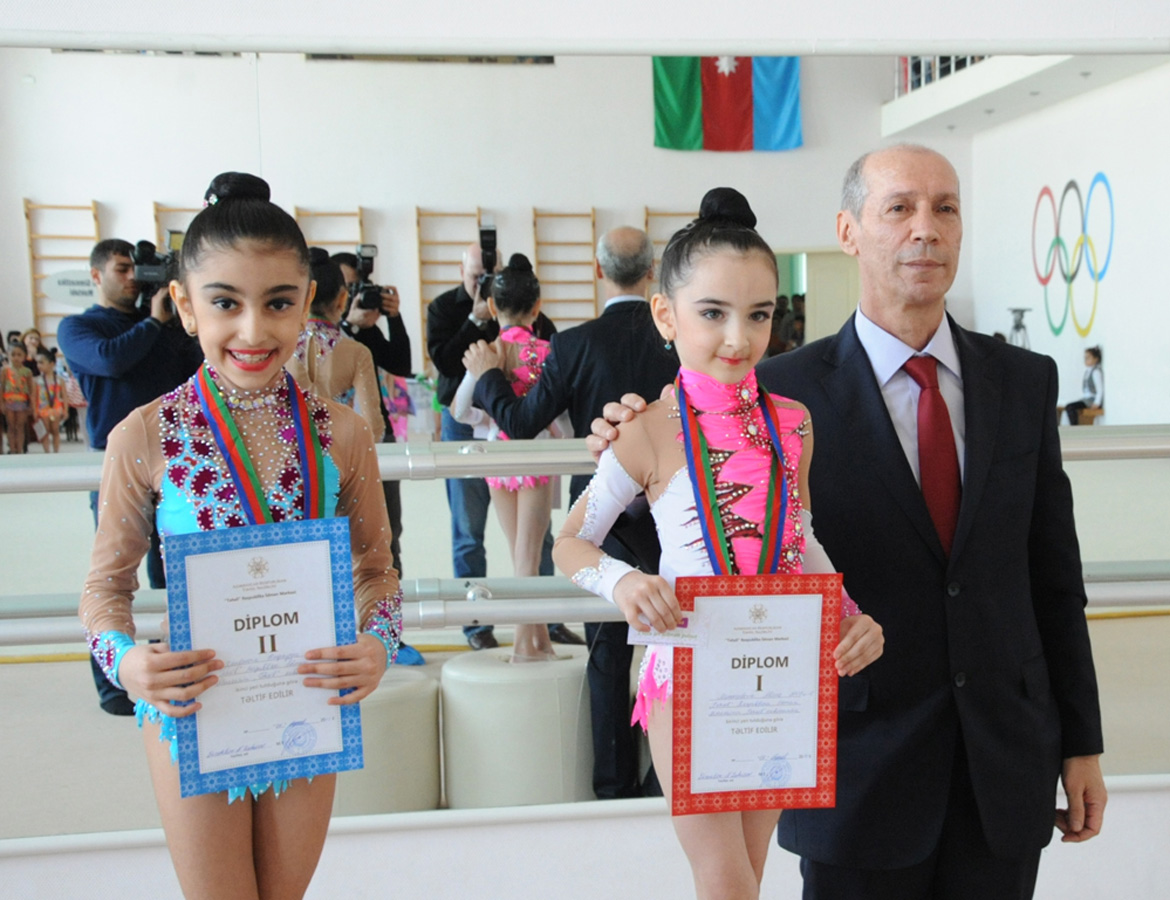 В Баку прошел первый открытый кубок "Təhsil" по художественной гимнастике (ФОТО)