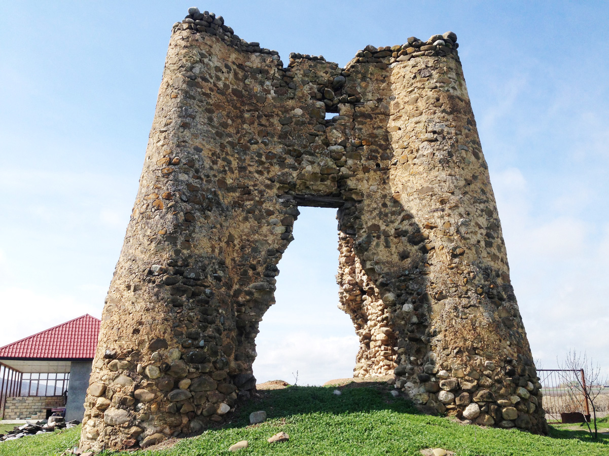 Тайны древнего Азербайджана – Крепость Шамиля, отважная Пери, Албанские храмы (ФОТО)