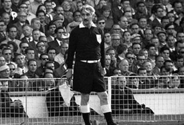 Кто объединил Льва Яшина и Бахрама Багирзаде? Кого почитали Елизавета II и Маргарет Тэтчер? (ФОТО)