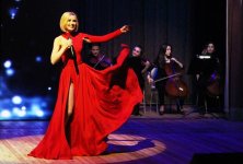 Потрясающее шоу-спектакль Полины Гагариной в Баку (ФОТО)