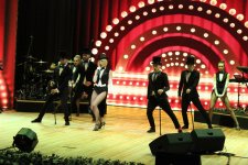 Потрясающее шоу-спектакль Полины Гагариной в Баку (ФОТО)