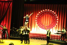 Потрясающее шоу-спектакль Полины Гагариной в Баку (ФОТО)