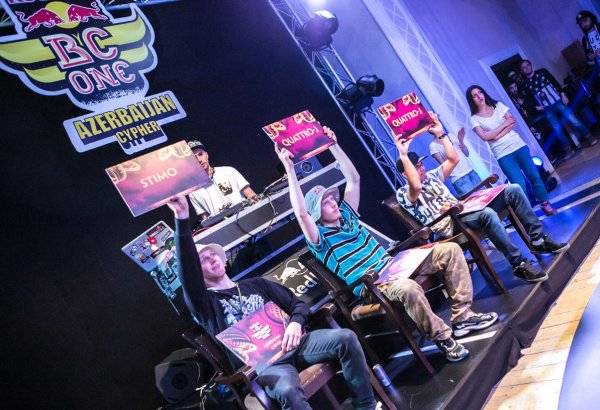 В горячих баттлах определен лучший би-бой Азербайджана (ФОТО)