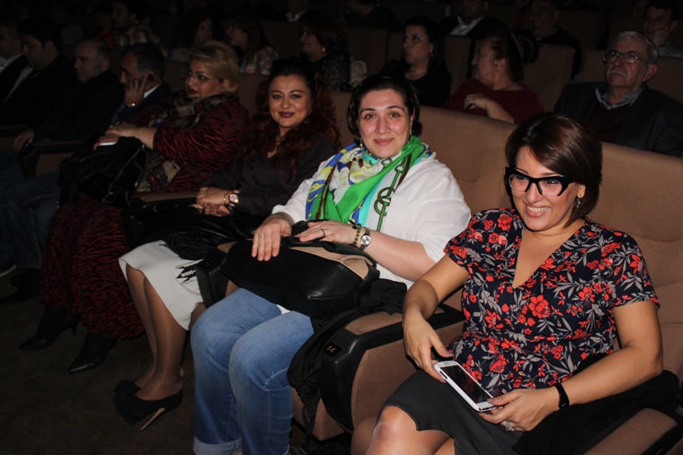 Азербайджанские звезды представили комедию "Свадьба -2"  (ФОТО)