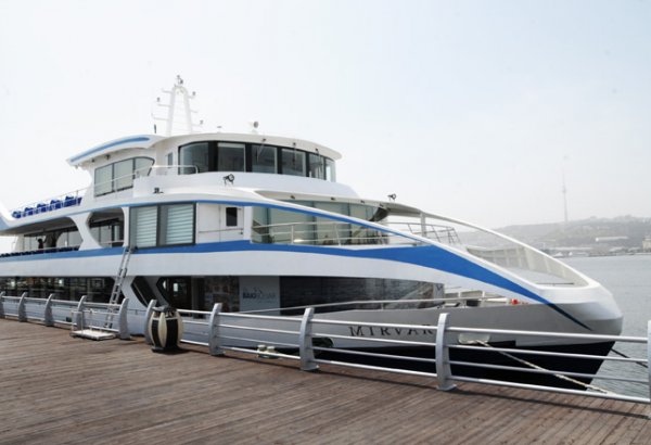 Прогулочные катера в Баку оснастят Wi-Fi