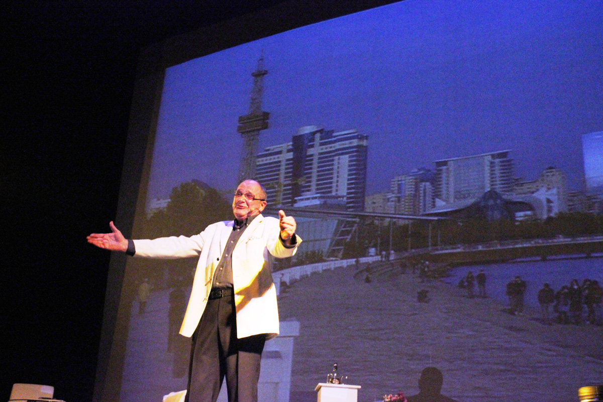 В Баку состоится творческий вечер Эммануила Виторгана (ФОТО)